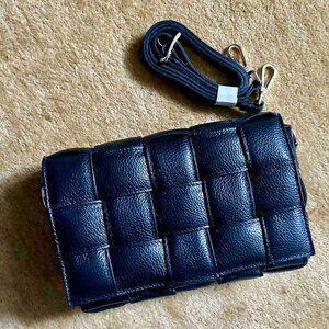 NWT Viola Castellani Black Woven Pebble Leather Cassette Crossbody Clutch Bag